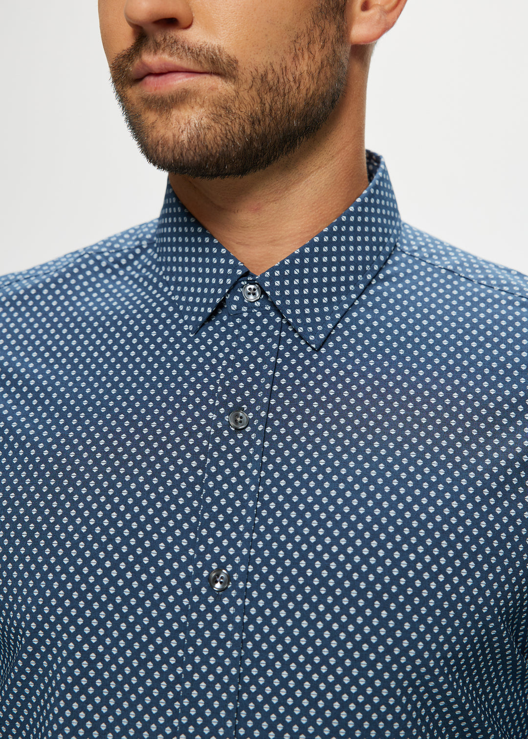 Ryan Stretch Shirt in Navy Heathered Geo