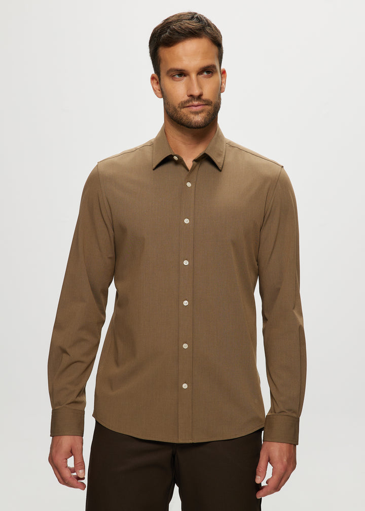 Ryan Solid Stretch Gab Shirt in Camel