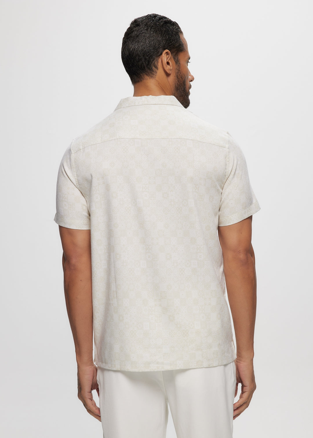 SS Soft Touch Ivory Geo AOP